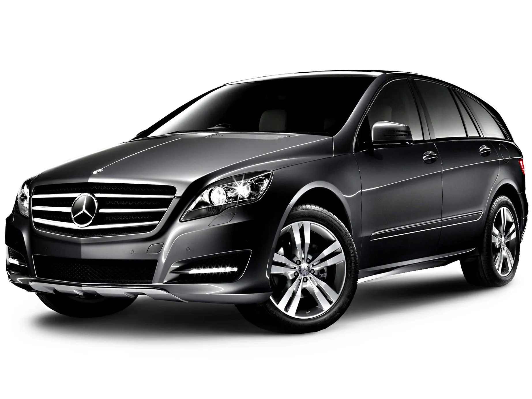 Какой аккумулятор устанавливается на Мерседес W251 R320 и R350