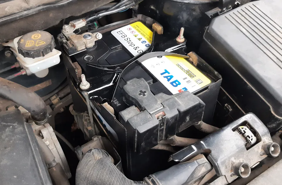 Замена аккумулятора Mazda CX 5 — снятие и установка АКБ на Мазда СХ5