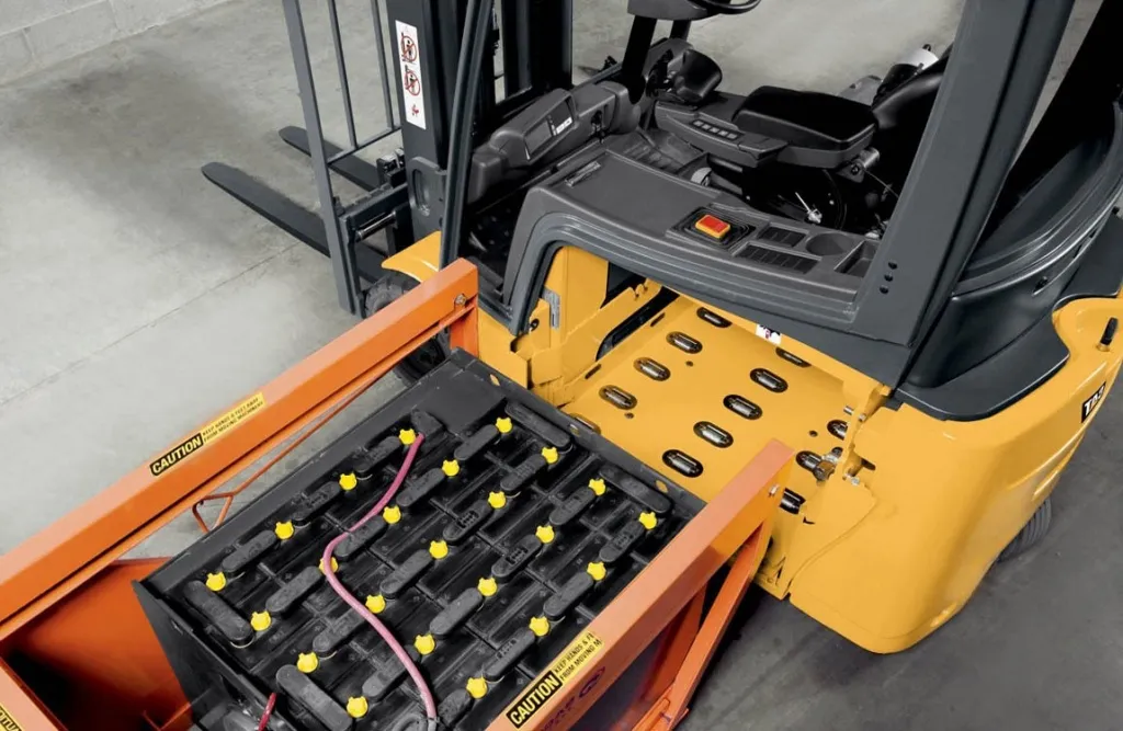 Руководство по эксплуатации АКБ — инструкция по обслуживанию тяговых стартерных аккумуляторных батарей