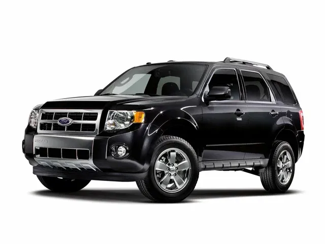 Какой аккумулятор устанавливается на Форд Эскейп?